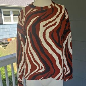 Draw Squiggle Design Sweater